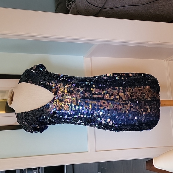 ASOS SEQUIM DRESS - Picture 1 of 7